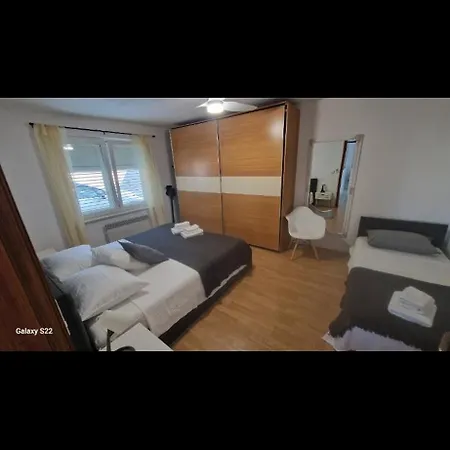 Apartman Korcula 科尔丘拉